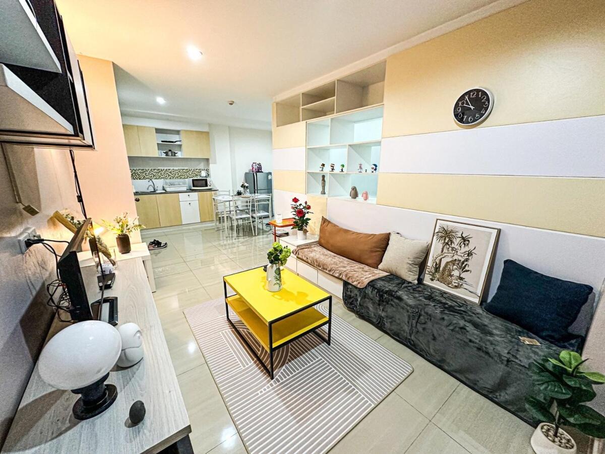 Wisdom Burg Bangsaen, Pool, Gym Aparthotel Ban Rong Khoei Екстериор снимка