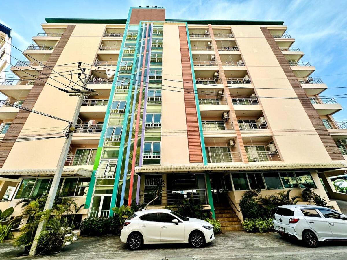 Wisdom Burg Bangsaen, Pool, Gym Aparthotel Ban Rong Khoei Екстериор снимка