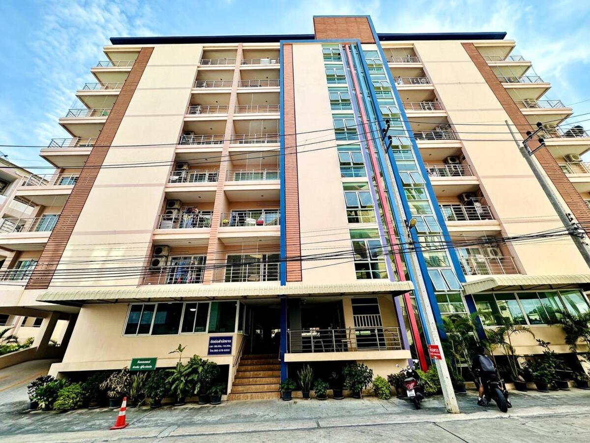 Wisdom Burg Bangsaen, Pool, Gym Aparthotel Ban Rong Khoei Екстериор снимка